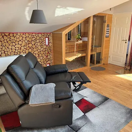 Klimatisiertes Wellnessloft Mit Privatsauna *